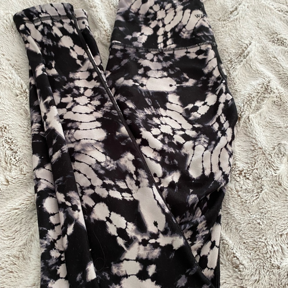 Wear It To Heart (WITH) leggings reversible